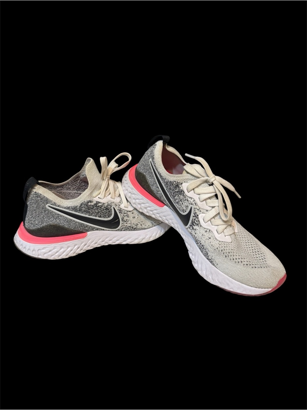 Nike Epic React Flyknit 2 White Black Pink Running Shoes BQ8927 103 Women’s 9.5
